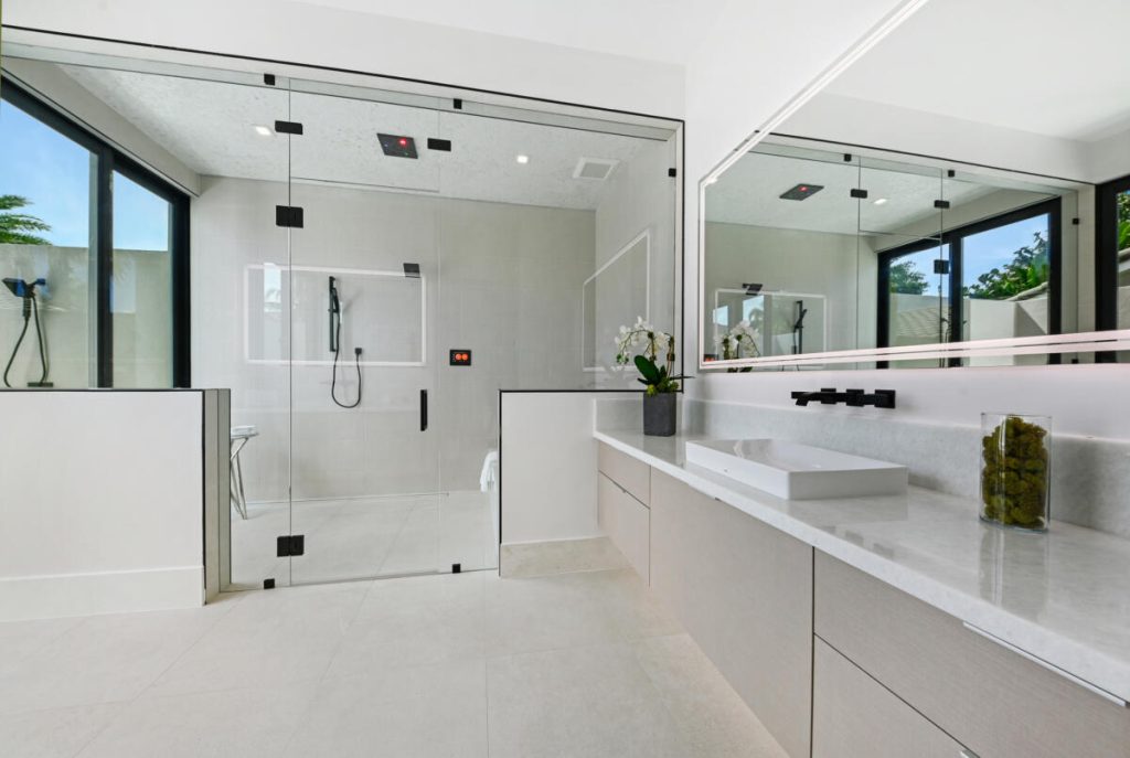 Coconut Palm Estate-Brand New Custom Build — image 45